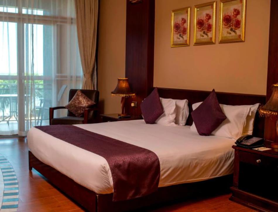 The Deluxe Room